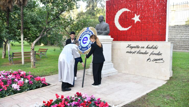 Ege Üniversitesi Atatürk’ü andı.