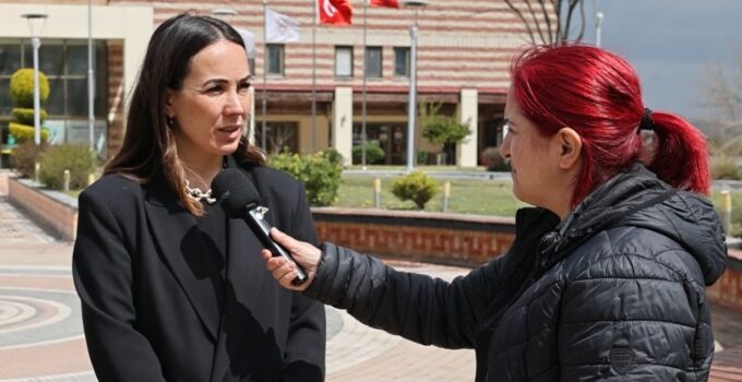 Gamze Yıldız, Armutlu Hayvan Barınağındaki görüntüler hakkında açıklamada bulundu.