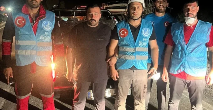 Ülkü Ocakları İzmir İl Başkanlığı Yangınlarla Mücadele