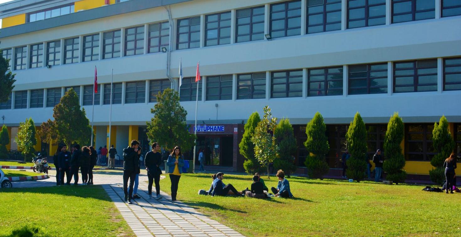 Binlerce kitap ve sınırsız bilginin kaynağı