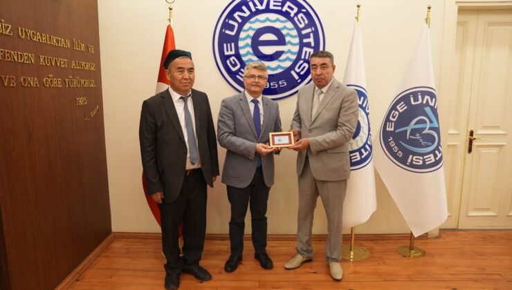 Ege Üniversitesi ve Namangan Devlet Üniversitesi arasındaki uluslararası kültürel iş birliği güçleniyor