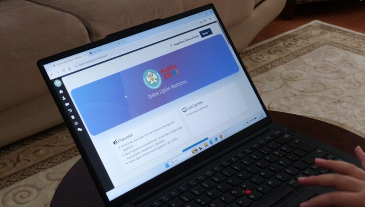 Manisa Büyükşehir’den Öğrencilere Ücretsiz Online Eğitim Desteği